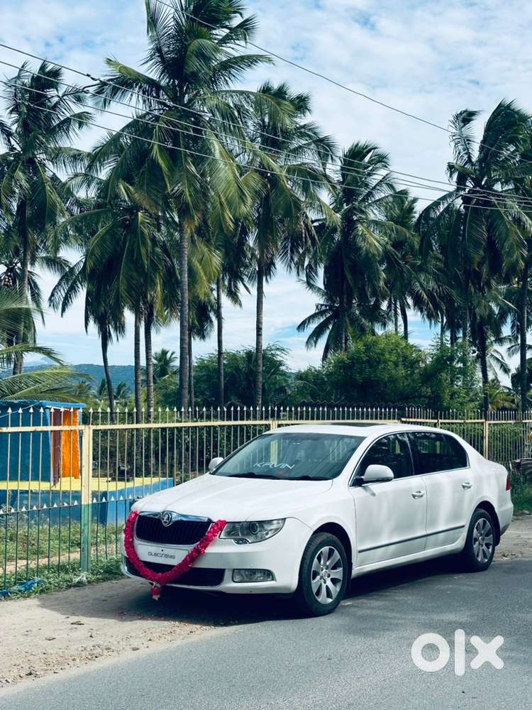 Skoda Superb Petrol Manual 2013