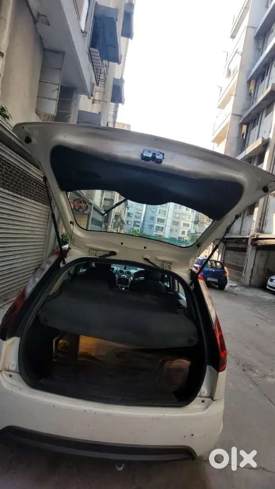 Ford Figo Petrol 2010 Year