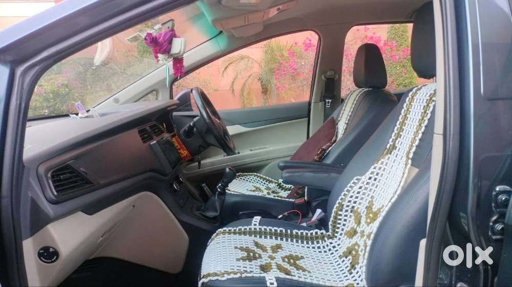 Mahindra Marazzo 2023 Diesel 80000 Km Driven