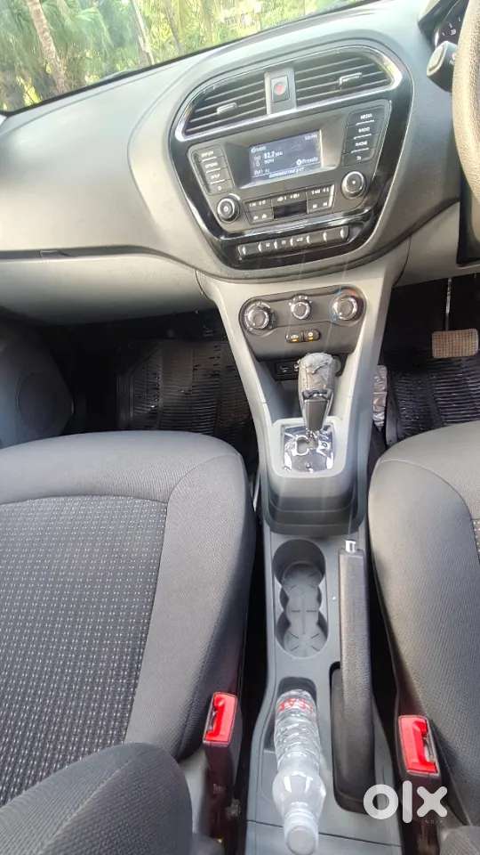 Tata Tigor Xza, 2018, Petrol