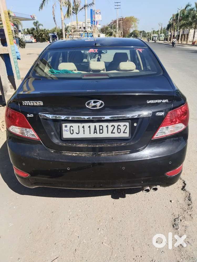 Hyundai Verna 2011