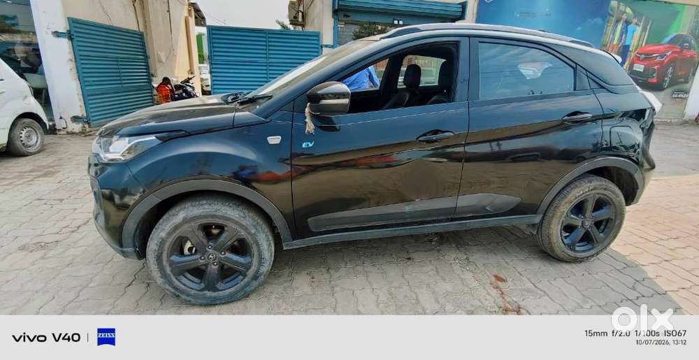 Tata Nexon Ev Max 7.2 Kw Xz Plus Dark Edition Fast Charger, 2022, El..