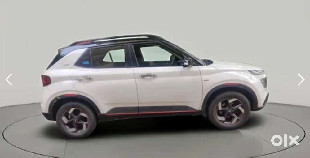 Hyundai Venue Petrol 2022 Model