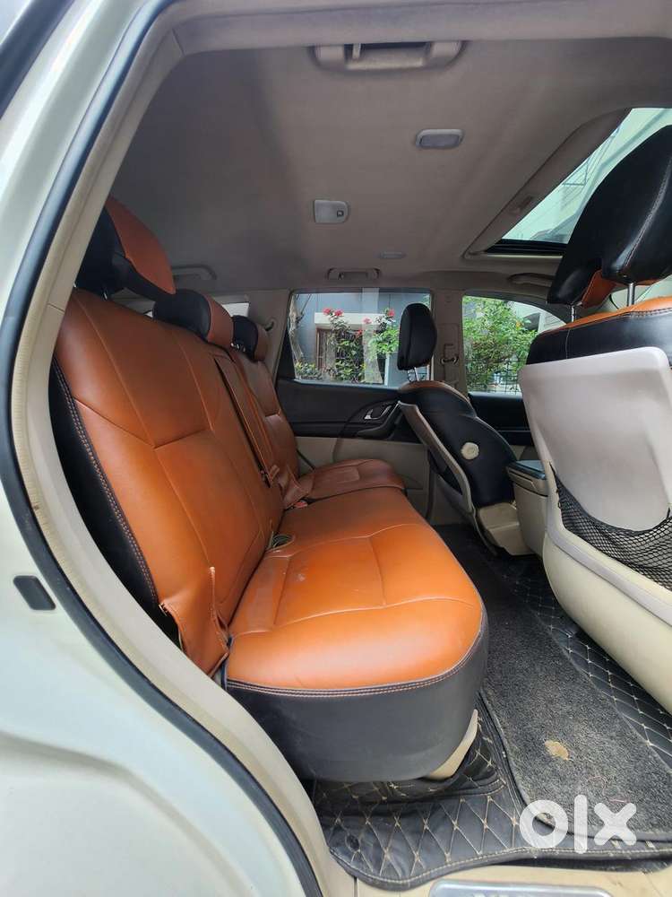 Mahindra Xuv500 2.2 W10, 2016, Diesel