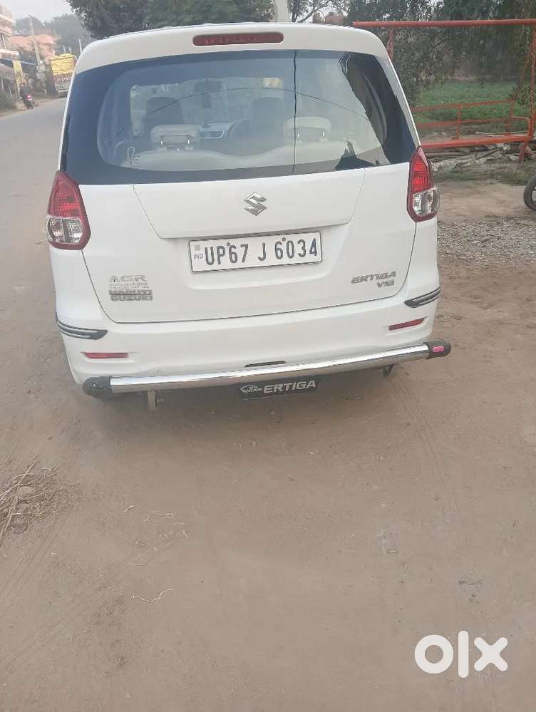 Maruti Suzuki Ertiga 2012