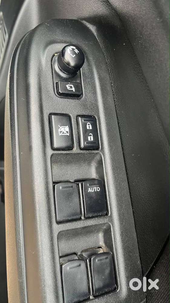 Maruti Suzuki Swift Vvt Zxi, 2024, Petrol