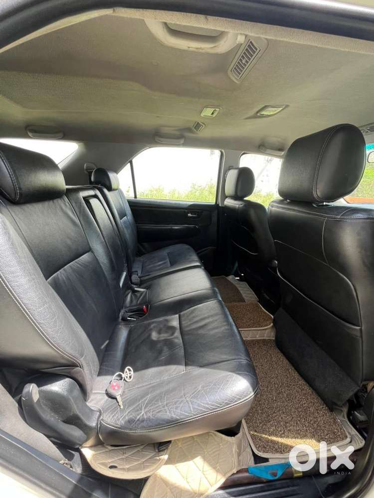 Toyota Fortuner 2015 Diesel Well Maintained