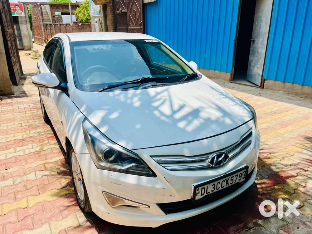 Hyundai Verna Petrol 2015