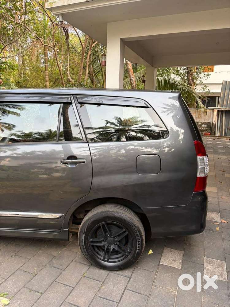 Toyota Innova Well Maintained