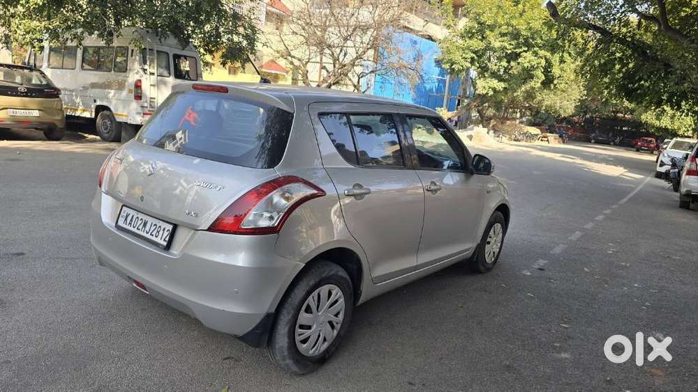 Maruti Suzuki Swift Vxi Optional, 2014, Petrol