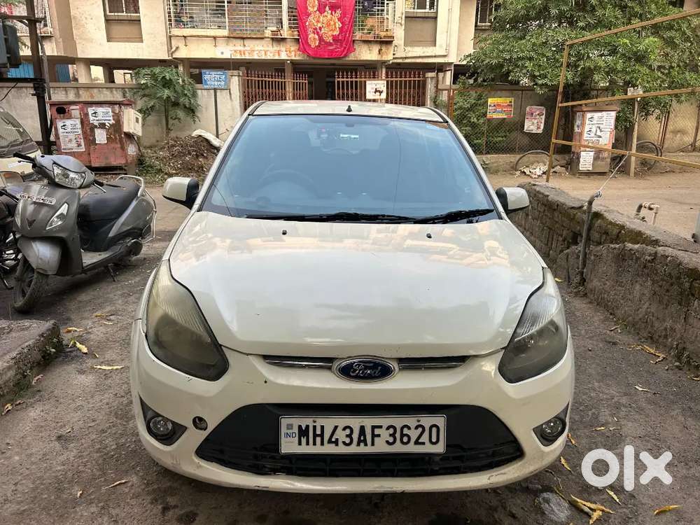 Ford Figo 1.2 Titanium Plus 2010