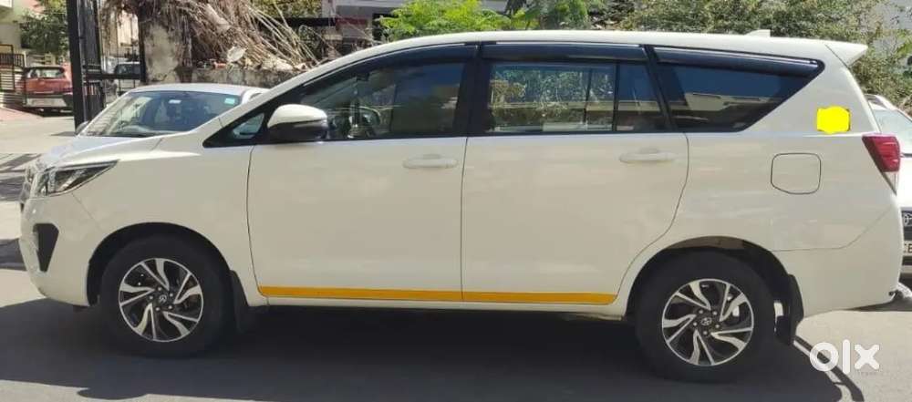 Toyota Innova Crysta 2022 Diesel 105000 Km Driven