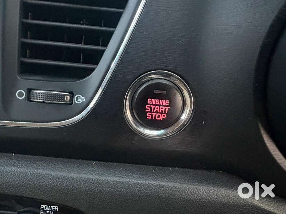 Kia Carnival Prestige, 2021, Diesel