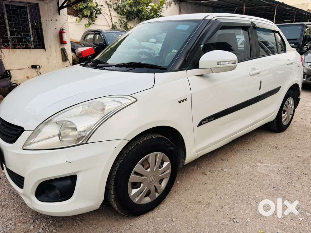 Maruti Suzuki Swift Dzire 1.2 Vxi Bsiv, 2013, Petrol