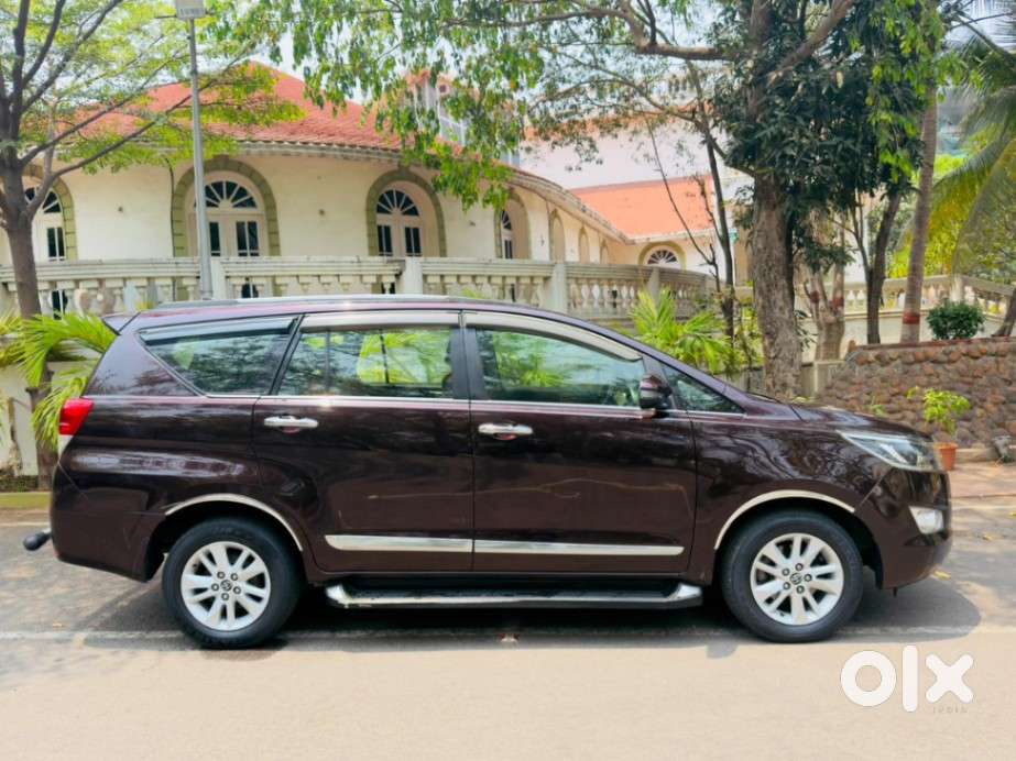 Toyota Innova Crysta 2.4 V 8 Str, 2018, Diesel