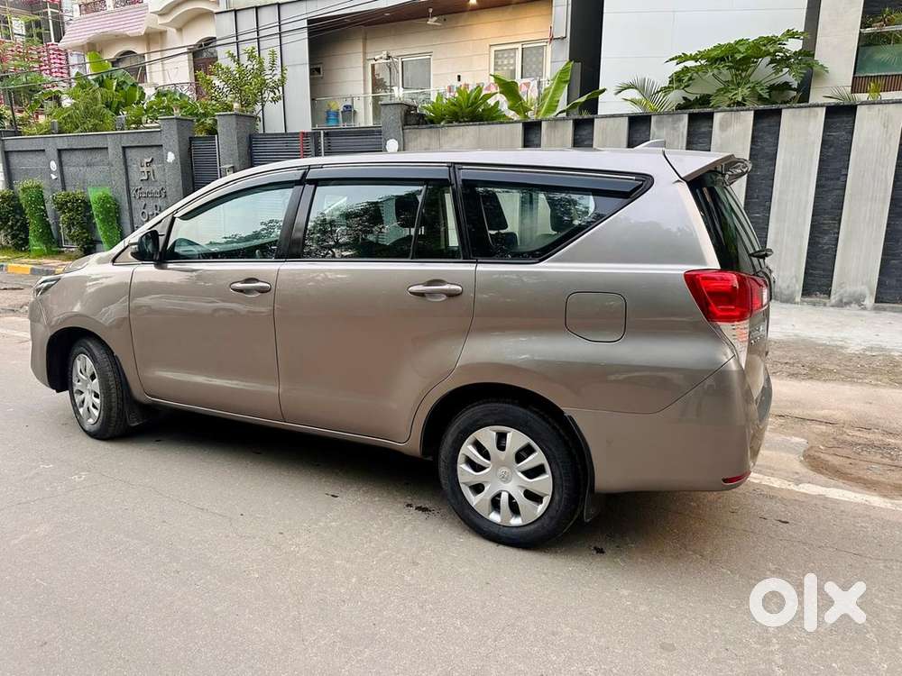 Toyota Innova Crysta 2015 Model