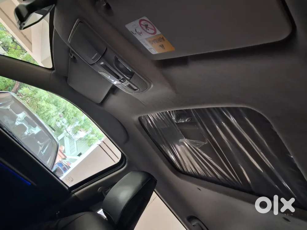 Maruti Suzuki Brezza 2025 Petrol 13000 Km Driven Automatic Version