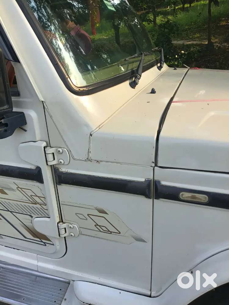 14/12/2013 Mahindra Bolero Sle