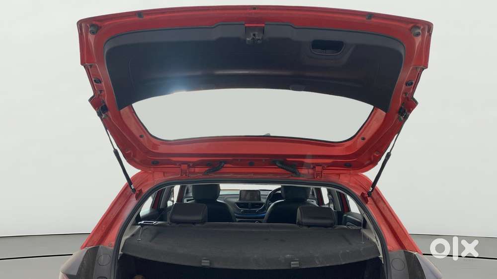 Tata Altroz Xz, 2020, Petrol