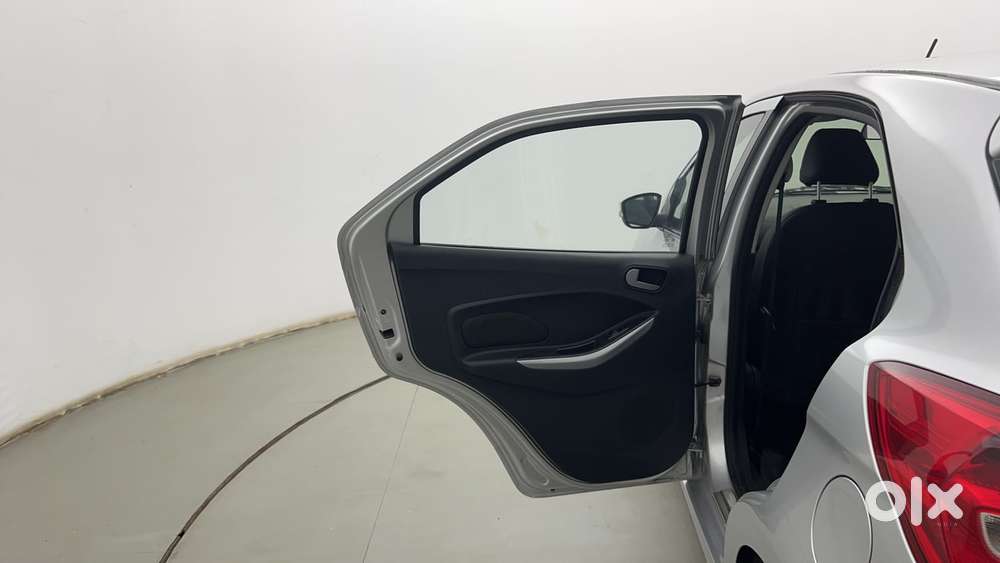 Ford Figo 2012-2015 Petrol Titanium, 2016, Petrol