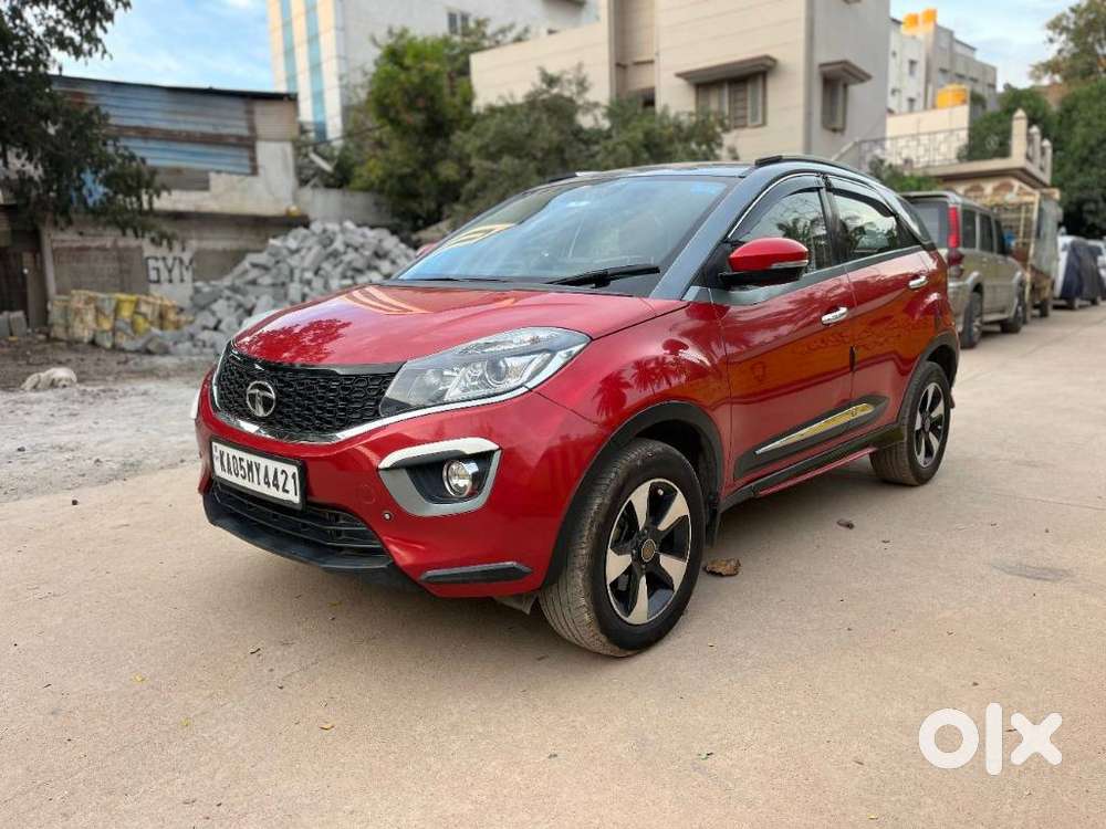 Tata Nexon 1.2 Revotron Xza Plus Dualtone, 2018, Petrol