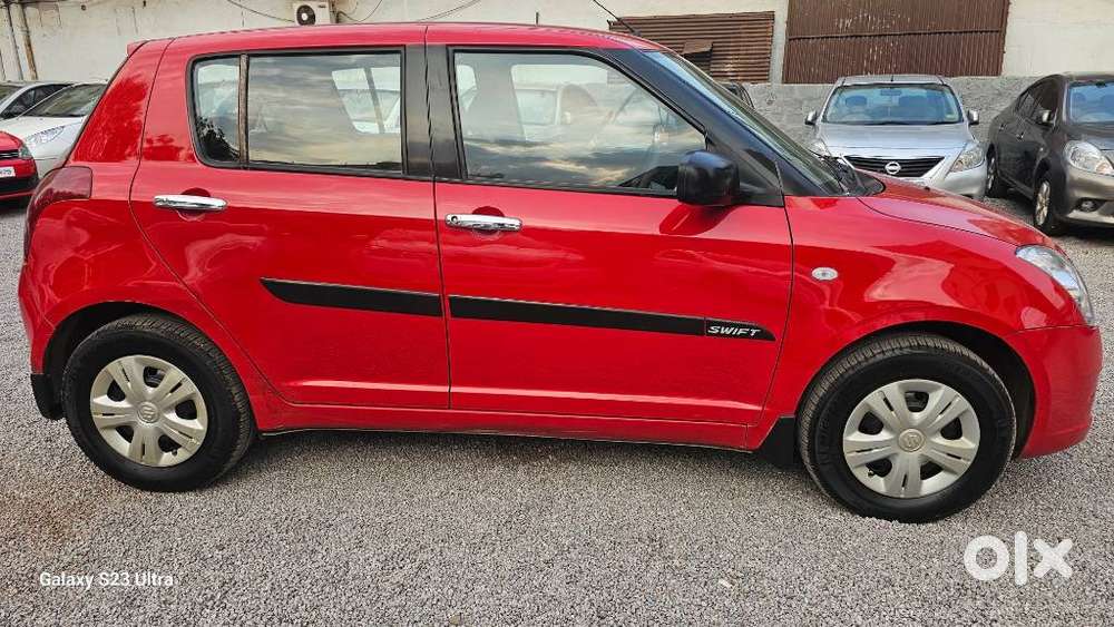 Maruti Suzuki Swift 1.2 Vxi Deca Limited Edition, 2007, Petrol