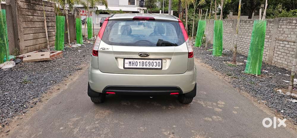 Ford Figo 2012-2015 Petrol Zxi, 2013, Petrol
