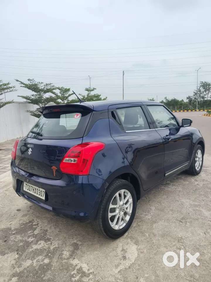Maruti Suzuki Swift 1.3 Zxi, 2021, Petrol