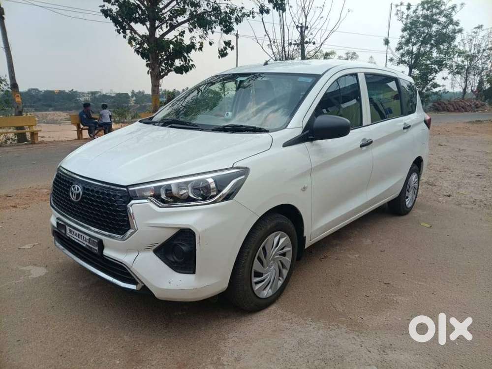 Toyota Rumion, 2024, Petrol