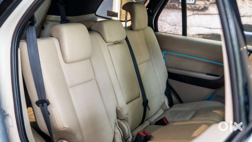 Ford Endeavour 3.2 Titanium At 4x4, 2017, Petrol