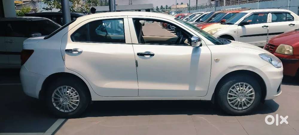 Maruti Suzuki Dzire 2022 Petrol 118000 Km Driven