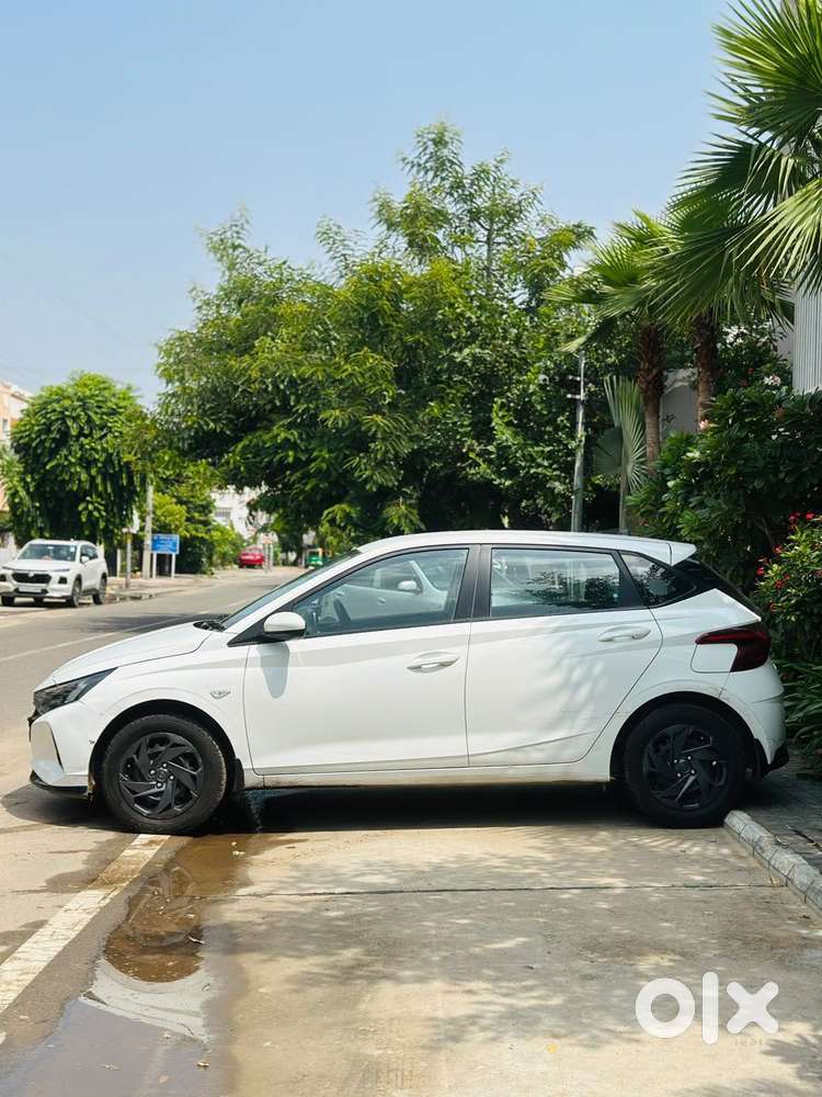 Hyundai I20 Magna Plus, 2023, Petrol