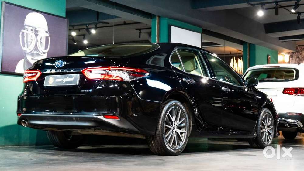 Toyota Camry Hybrid, 2024, Petrol
