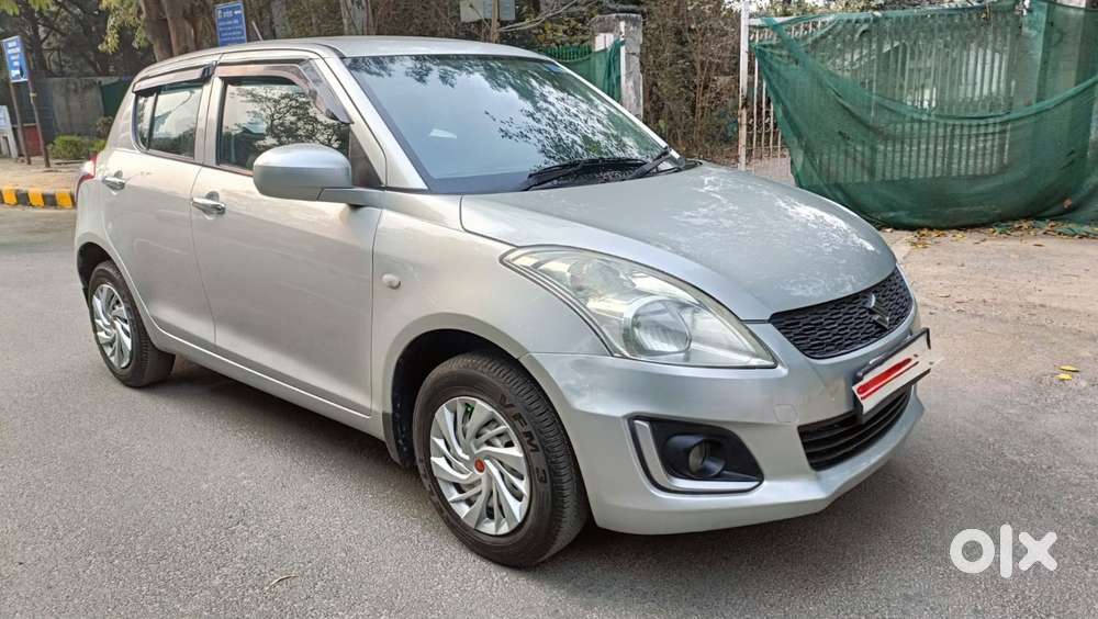 Maruti Suzuki Swift Lxi Option, 2017, Petrol