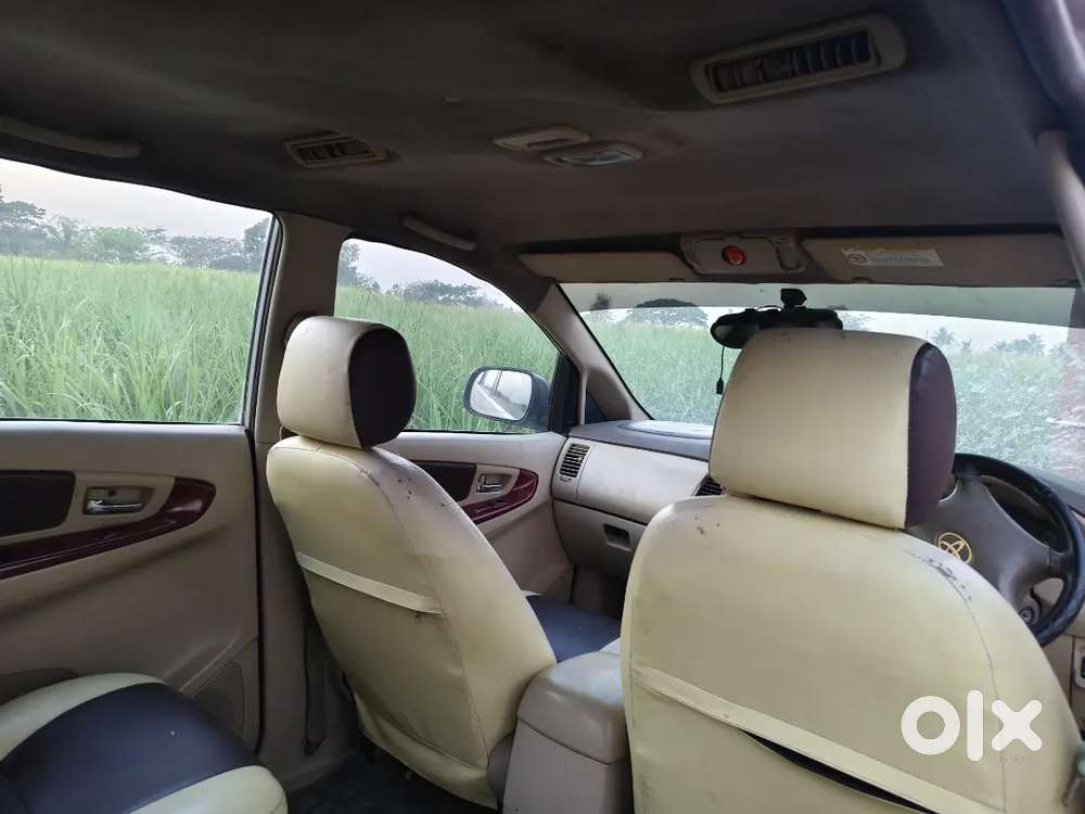 Toyota Innova 2006 Diesel 183000 Km Driven