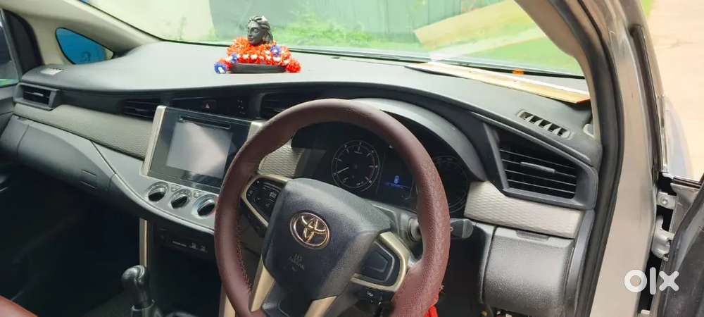 Toyota Innova Crysta 2019