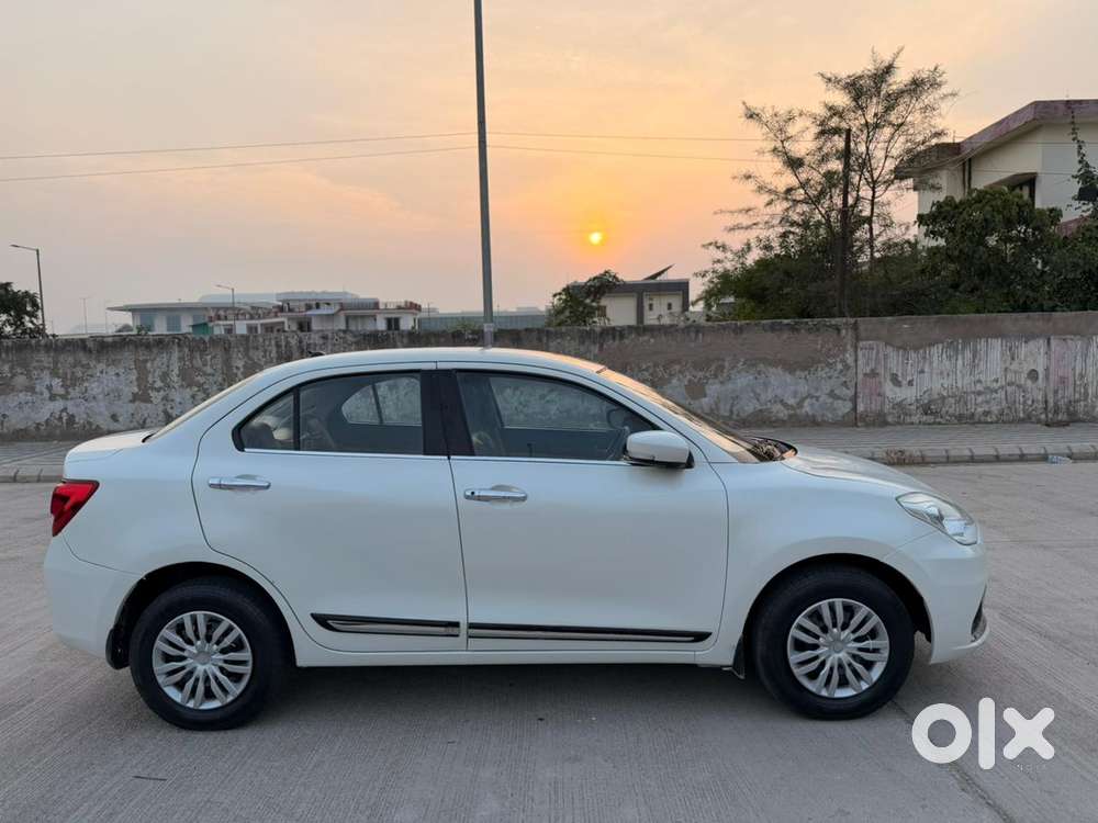 Maruti Suzuki Dzire 1.2 Vxi, 2021, Petrol