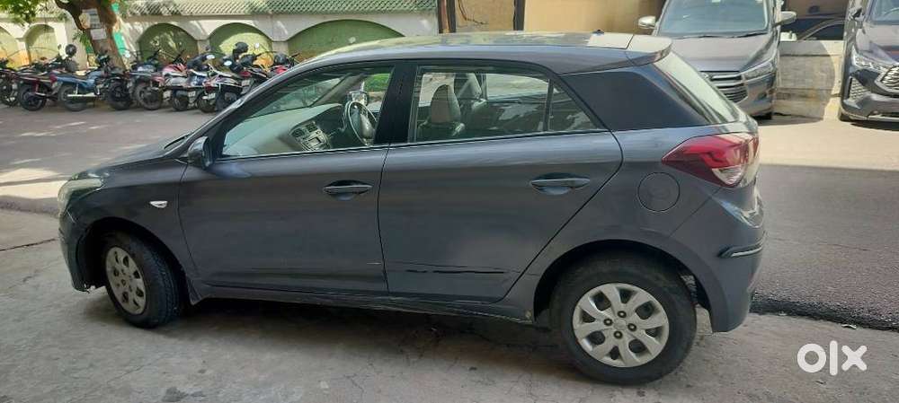 Hyundai I20 Magna 1.2 Vtvt, 2015, Petrol
