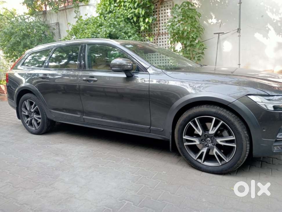 Volvo V90 Cross Country D5 Inscription, 2018, Diesel
