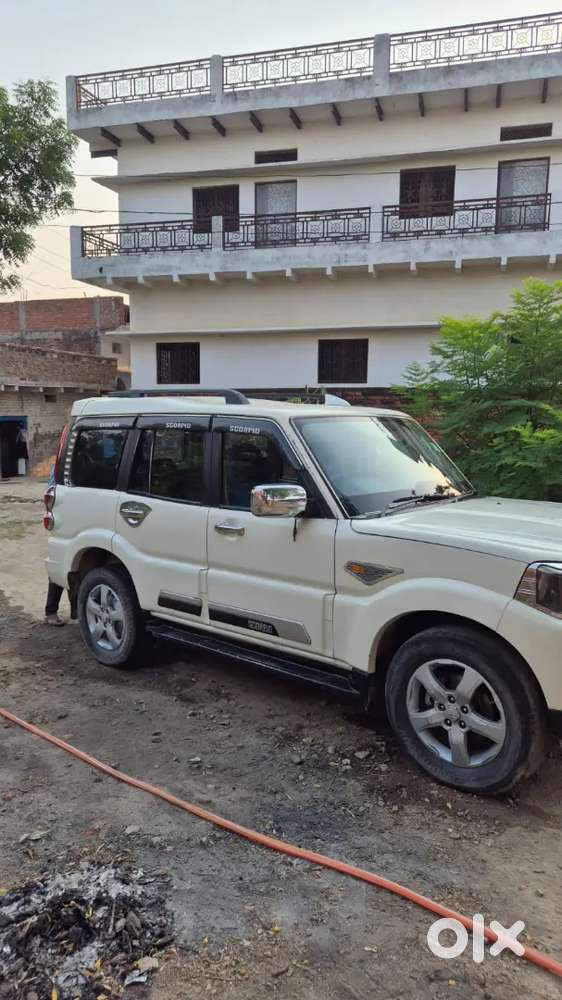 Mahindra Scorpio 2015 Diesel 210000 Km Driven