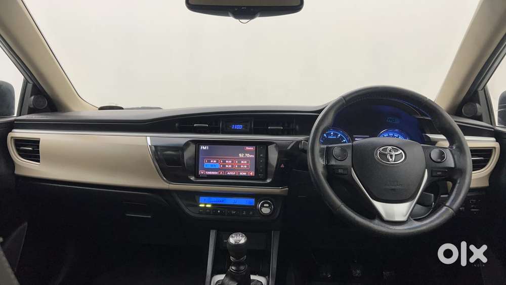 Toyota Corolla Altis 1.8 G, 2015, Petrol