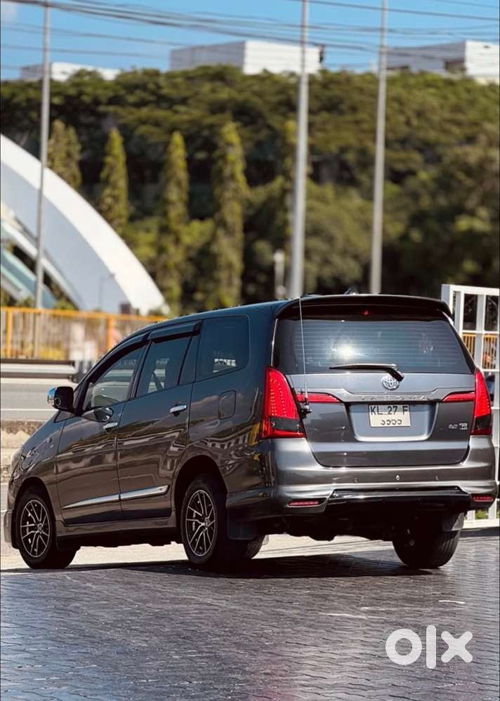 Toyota Innova 2015 16 Reg Diesel