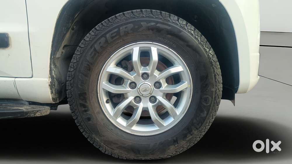 Mahindra Tuv 300 T8, 2018, Diesel