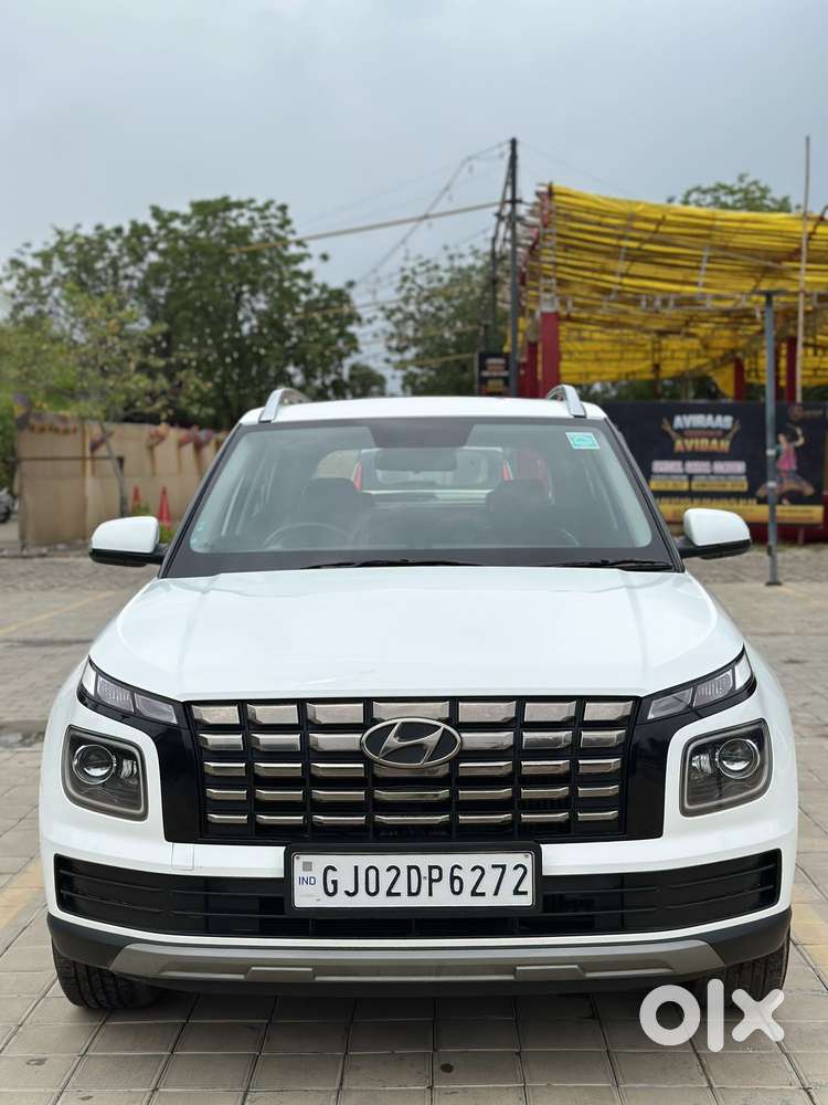 Hyundai Venue Sx Dual Tone Diesel, 2023, Diesel