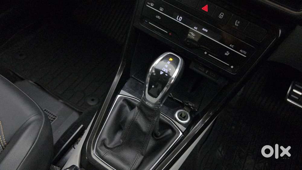 Skoda Kushaq Style 1.0l Tsi At, 2021, Petrol