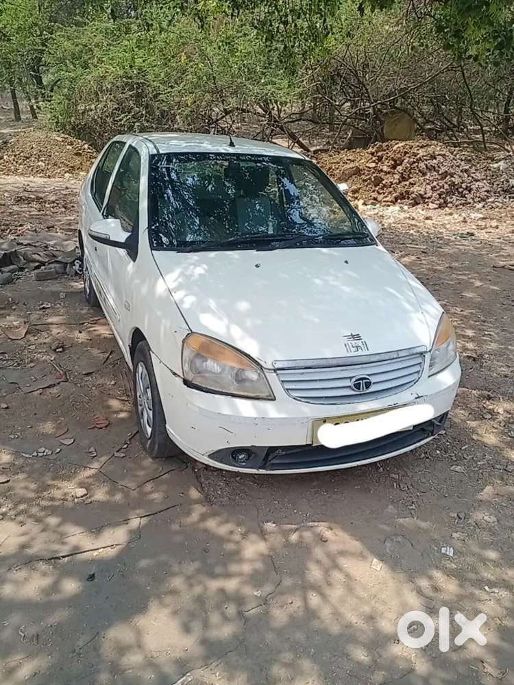 Tata Indigo Ecs 2012 Diesel 20 Km Se Upper Average.