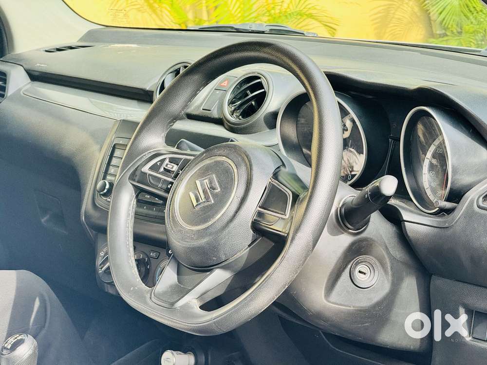 Maruti Suzuki Swift, 2021, Petrol