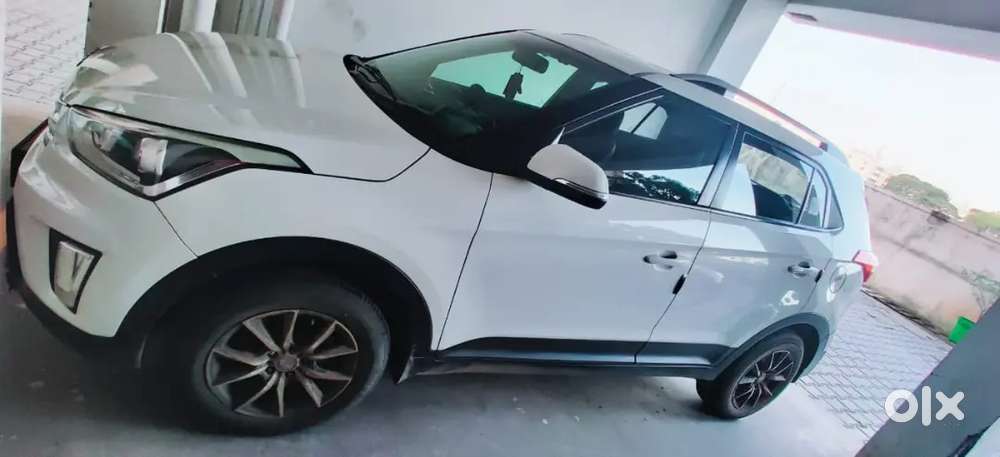 Petrol 1.6 E Plus Upgrade To Top Variant