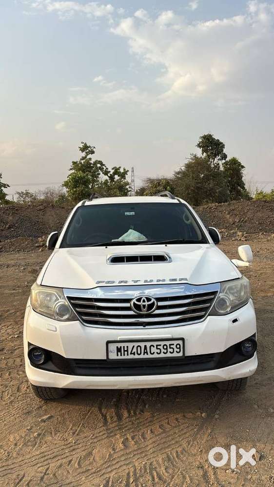 Toyota Fortuner 2011-2016 4x2 Manual, 2014, Diesel