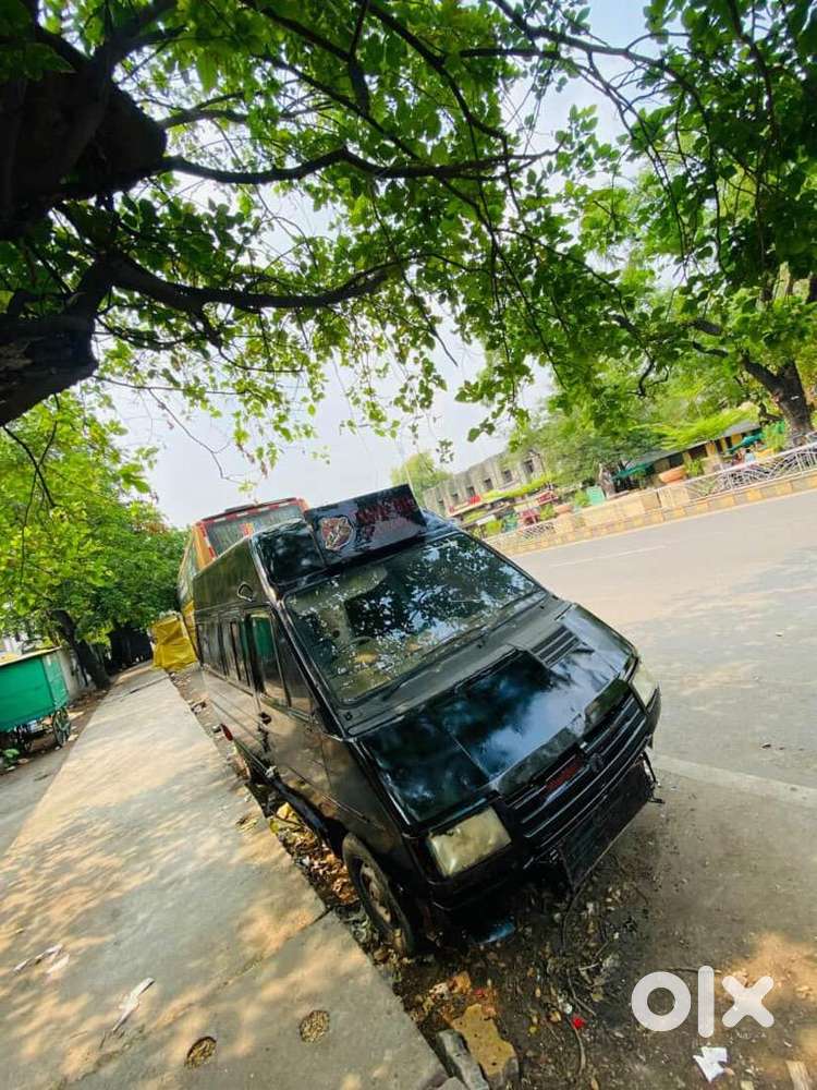 Tata Winger Food Truck